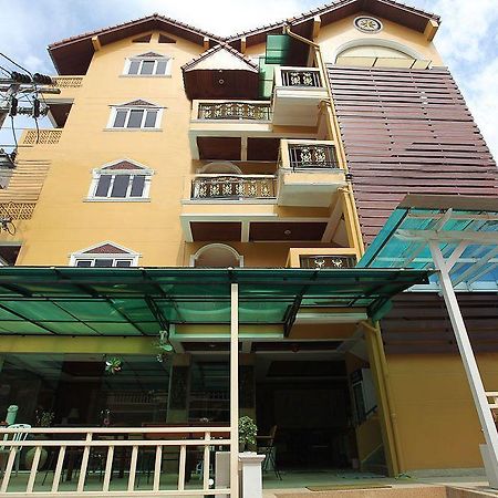 Priew Wan Guesthouse Patong Luaran gambar